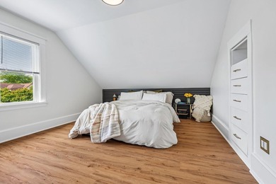 Nestled in a convenient Kenosha location, this beautifully - photo 24