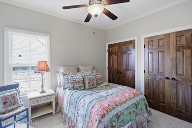 Welcome to this beautiful French Acadian home in the prestigious - photo 20