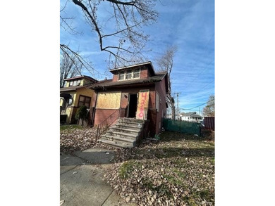 Detroit River Home For Sale in Ecorse Michigan