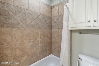 Welcome to this beautiful French Acadian home in the prestigious - photo 23