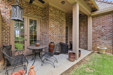 Welcome to this beautiful French Acadian home in the prestigious - photo 27