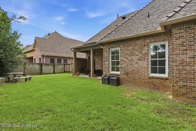 Welcome to this beautiful French Acadian home in the prestigious - photo 29