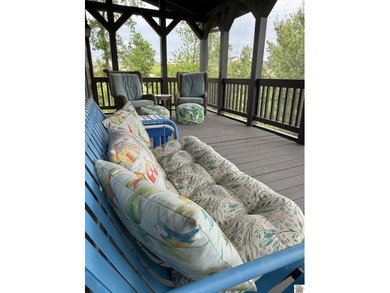 Experience Kentucky Lake waterfront living at its finest. Enjoy - photo 32