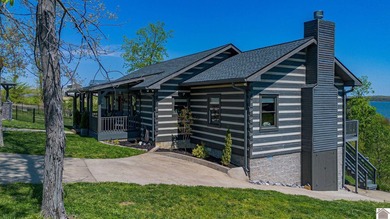 Experience Kentucky Lake waterfront living at its finest. Enjoy - photo 46