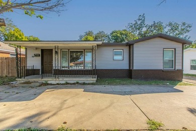Lake Waco Home For Sale in Waco Texas