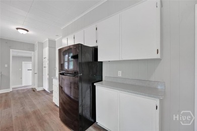 Don't miss this wonderful opportunity to own a great home on - photo 11