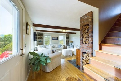 Welcome to 1087 Lakeside Drive - an exceptional retreat offering - photo 13