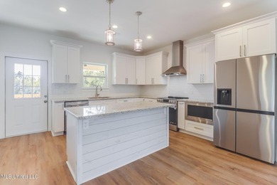 Experience coastal living with this new home that's just a 1/4 - photo 15