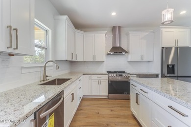 Experience coastal living with this new home that's just a 1/4 - photo 17