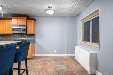 Welcome to Newport Towers - where timeless charm meets modern - photo 22