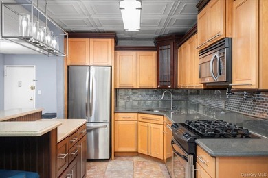 Welcome to Newport Towers - where timeless charm meets modern - photo 23