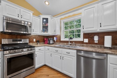 Nestled in the desirable Lake Tansi community, this beautifully - photo 24