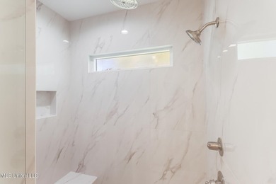 Experience coastal living with this new home that's just a 1/4 - photo 26