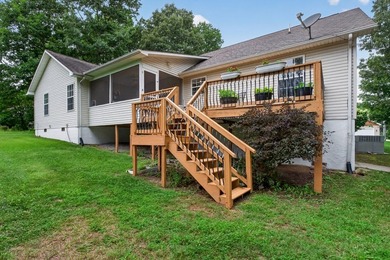 Nestled in the desirable Lake Tansi community, this beautifully - photo 45