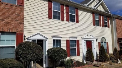 Lake Lanier Townhome/Townhouse Sale Pending in Oakwood Georgia