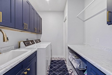 You've found it: Oak Bluffs offers a stunning setting just - photo 19