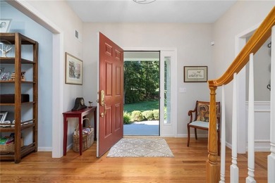 Beautifully maintained one owner home in Prides Crossing. This - photo 19