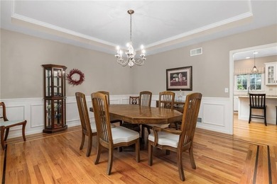 Beautifully maintained one owner home in Prides Crossing. This - photo 20
