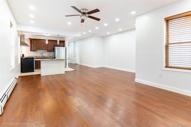 Delivered fully vacant. Over 3,300 sq ft, this large recently - photo 20