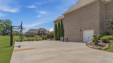 Tucked beside the Paragould Country Club golf course, this - photo 44