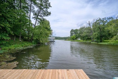 Outstanding Waterfront Cabin Retreat on Glaze Creek! Experience - photo 3