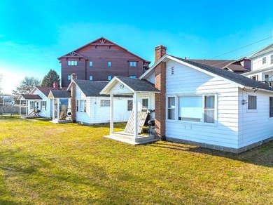 Unique commercial investment in downtown Minocqua! Schlecht's - photo 13