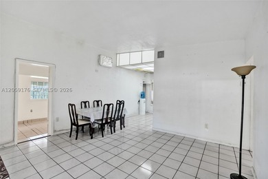 Great opportunity to own a home situated on a spacious corner - photo 5