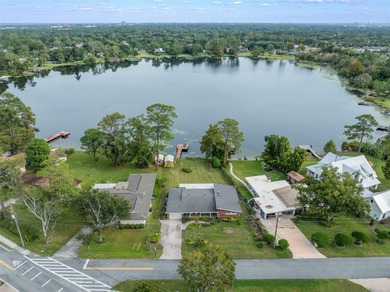 Bear Lake Home For Sale in Apopka Florida