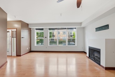 Welcome to this beautifully maintained 1-bedroom, 1-bath - photo 5