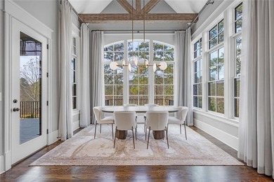 Welcome to Belford Manor Estate, where effortless elegance meets - photo 28