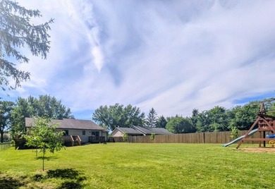 Nestled in a quiet neighborhood, this freshly remodeled 3 - photo 29