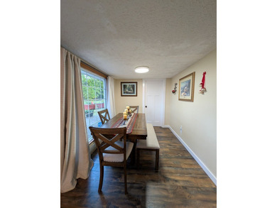 This recently renovated and tastefully updated 3 bedroom, 1 bath - photo 30