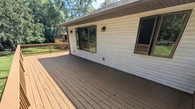 Nestled in a quiet neighborhood, this freshly remodeled 3 - photo 32