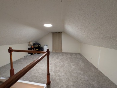This recently renovated and tastefully updated 3 bedroom, 1 bath - photo 35