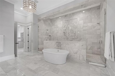 Welcome to Belford Manor Estate, where effortless elegance meets - photo 37