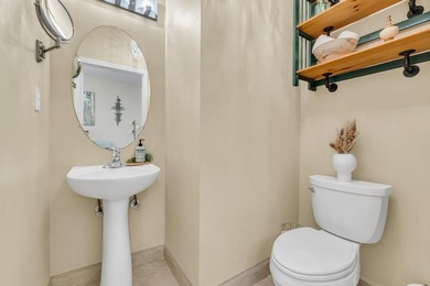 Spacious townhome in the gated Cali Greens community of Keys - photo 16