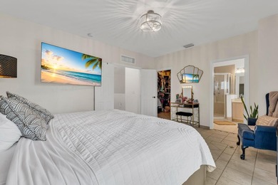 Spacious townhome in the gated Cali Greens community of Keys - photo 27