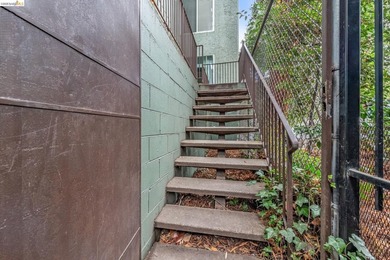 Welcome to 199 Montecito Ave. A lovely condominium home - photo 28