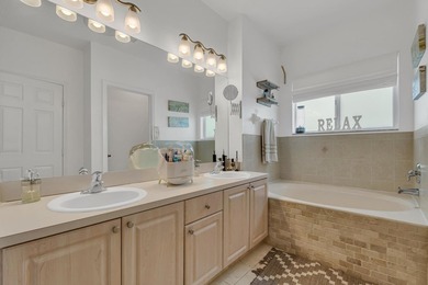 Spacious townhome in the gated Cali Greens community of Keys - photo 29