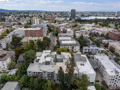 Welcome to 199 Montecito Ave. A lovely condominium home - photo 37