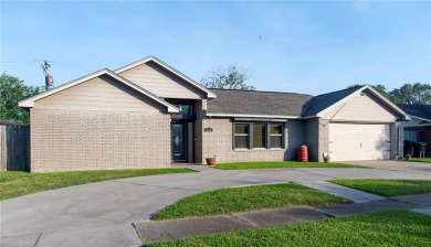 (private lake, pond, creek) Home For Sale in Corpus Christi Texas