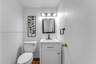 Welcome to this beautifully updated 2-bedroom, 2.5-bath corner - photo 8
