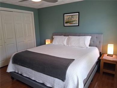 Immaculately maintained by the original owner, this 4 / 5 - photo 15