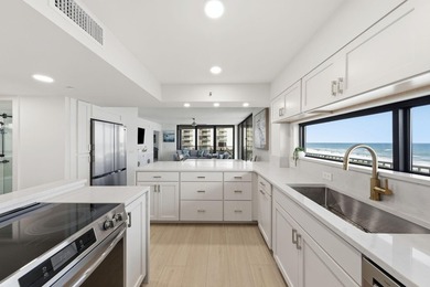 Completely renovated Gulf-front corner unit with panoramic beach - photo 16