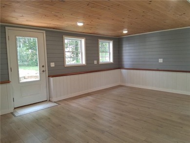 Immaculately maintained by the original owner, this 4 / 5 - photo 22