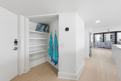 Completely renovated Gulf-front corner unit with panoramic beach - photo 23