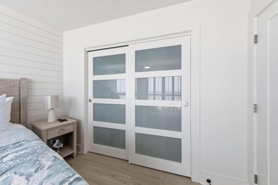 Completely renovated Gulf-front corner unit with panoramic beach - photo 38