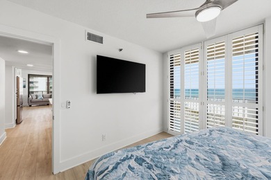 Completely renovated Gulf-front corner unit with panoramic beach - photo 41