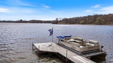 Turn-key lakefront living on beautiful Long Trade Lake in Polk - photo 2
