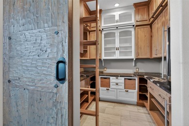 Welcome to your DREAM HOME in the beautiful gated premier Ocean - photo 13